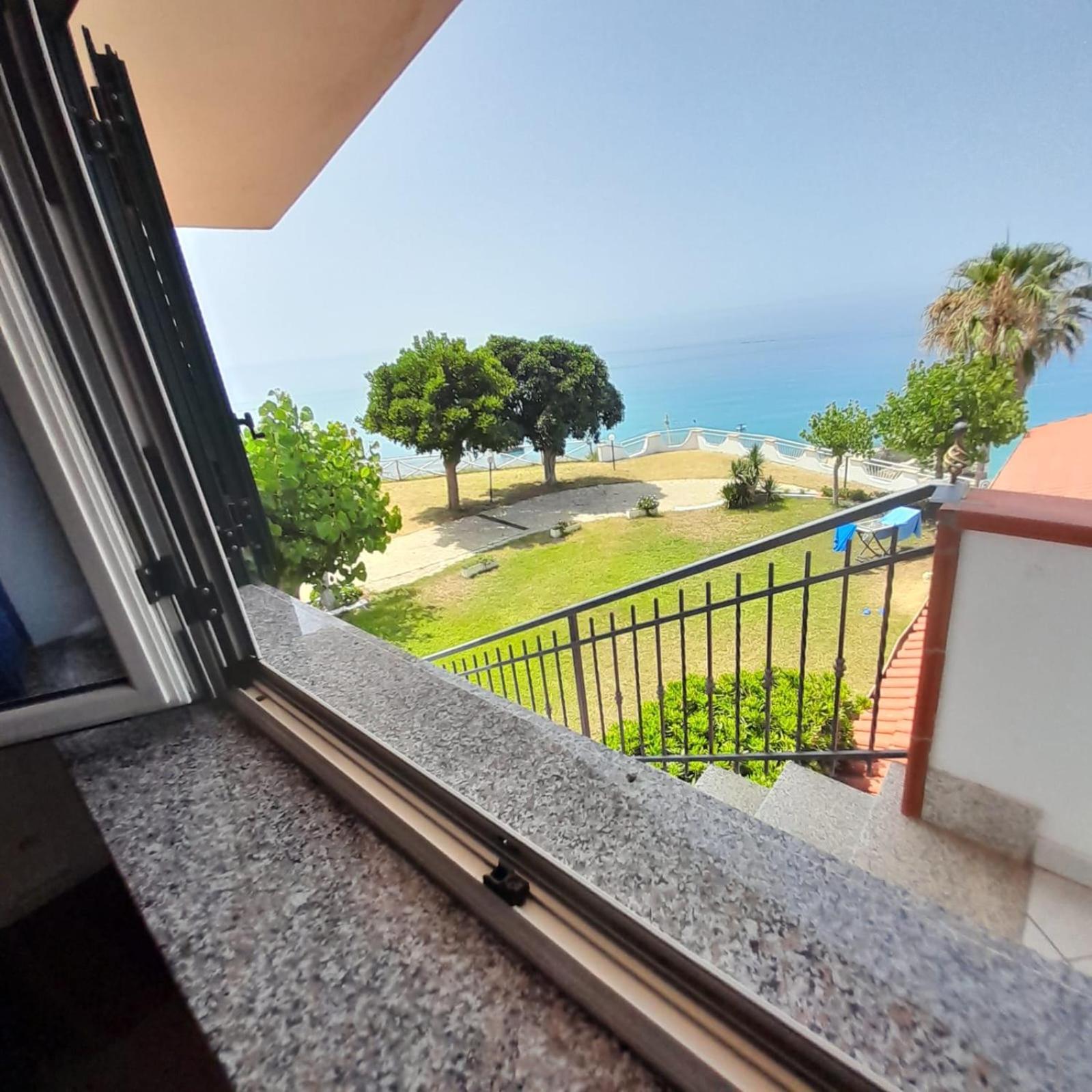 Residence Araba Fenice Tropea Zewnętrze zdjęcie